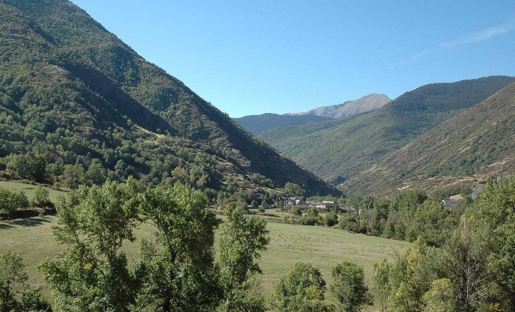 Apartamento Casovall Apartment Esterri D'Aneu Luaran gambar